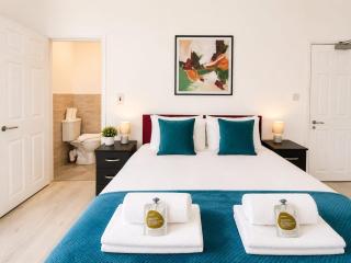 Stoneway Lodge - Stylish Studio in Coventry, Free Parking, Netflix - 4