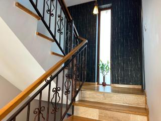 Luxury Oasis - 5