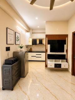 Luxury 2 plus Study BHK Mountain View - 1