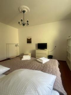 Historic Charm Apartment Bayreuth - 4