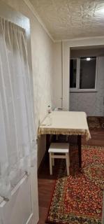 A liveable apartment in decent condition - 3