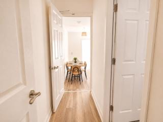 Stoneway Rest - Charming Studio, WiFi, Free Parking - 2