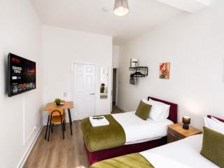 Stoneway Haven - Dashing Studio Near Coventry Centre, WiFi - 4