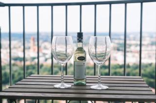 NEU Proud Skyline Suite im Augsburger Hotelturm 2 Balkone - 8
