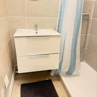 Large studio with equipped kitchen near Paris - 5