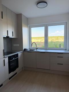 Cozy apartment with garden and free parking - 8