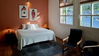 Whale Tails Island Suites & Villas - 4