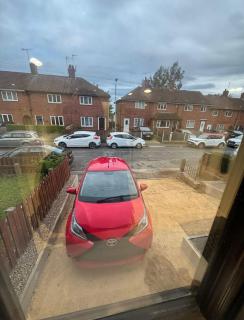 Wakefield- 6 bed- Bay parkingx2 - 2