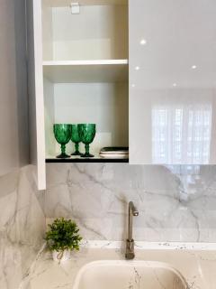 Sea Breeze Apartments - 1
