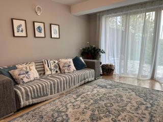 Luxury Oasis Villa - 0