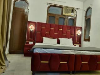 Hotel gurujii Kripa residency - 1