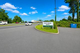 Rocky Mount Motel near Hwy 220 - 9