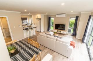 Duplex Under One Roof - 4