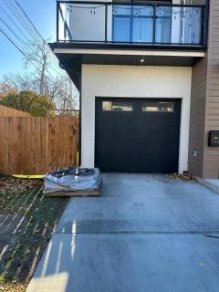 Central - Separate Entrance - 4
