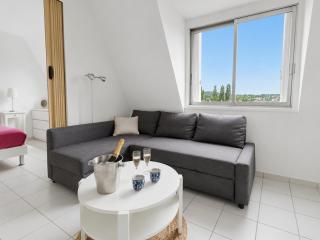 Studio calme & lumineux avec parking, proche plage - 0