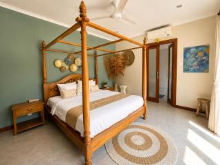 Diamond of Sanur, Bright & Spacious Luxury 3BR Villa with Private Pool Villa Bali Daze - 6