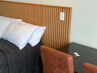 Charles Court Motel - 0
