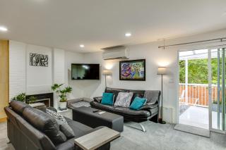 Redmond Retreat w/ Fenced Yard & EV Charger - 6