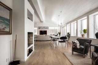 Exclusive Lakeside Villa for Business & Leisure Near Gothenburg - 5