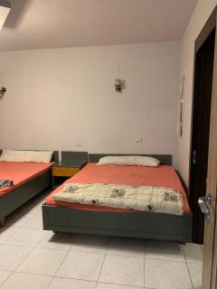 First floor chalet in Marina 4 - 6