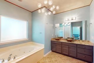 Prime Stargazing! Serene Texas Countryside Retreat - 5