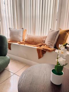 Stylish Home - Sleeps 8 - Near Disney and Universal - 7