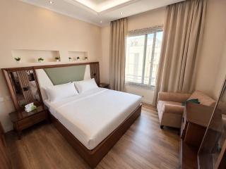 Village Gate Duplex Near AUC & Point 90 with Private Rooftop - 4