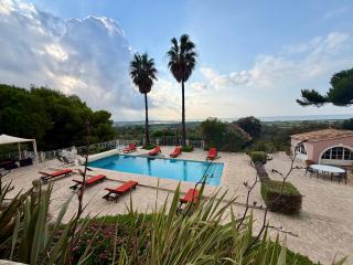 Domaine de Joce - Piscine & vue mer - 9