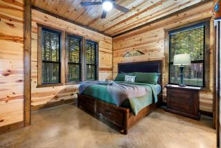 4 King Suits Deck Playground Hot Tub EV - 2