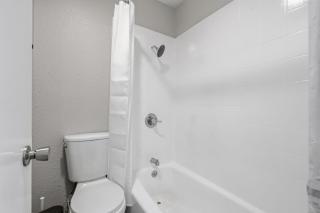 Winrock Apartments by Andes STR - 8