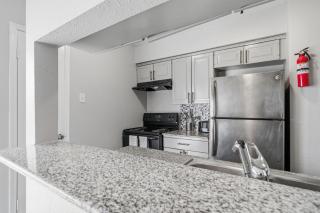 Winrock Apartments by Andes STR - 1