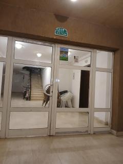 Modern 3-BR Apartment, private garden in Al Rehab - 9