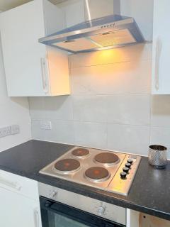 Attractive Cave Style 2 Bedroom Apartment - 3