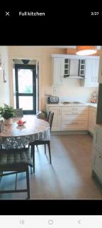 Cosy 3-Bedroom Townhouse with Garden - 5