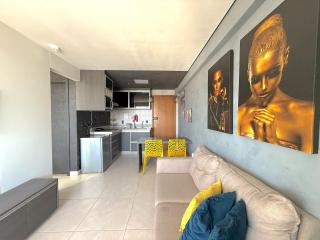 Brookfield Towers Flamboyant BT3014 - 3