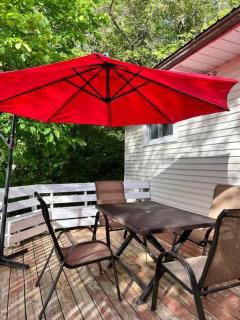 Marmora Hideaway – Cozy Waterfront Retreat - 3