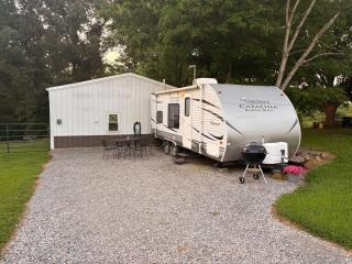 Cozy Camper - 0
