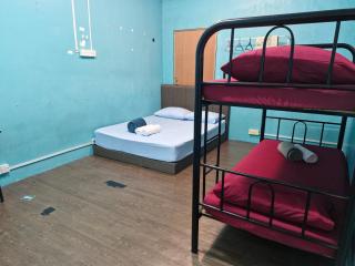 Alhuda Roomstay - 7