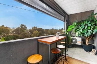 Stylish Bowden Apartment with Parkland Views - 1