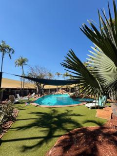 Roebuck Bay Backpackers - 0