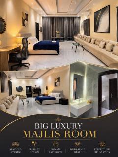 Luxury Big Majlis Room Ajman - 0
