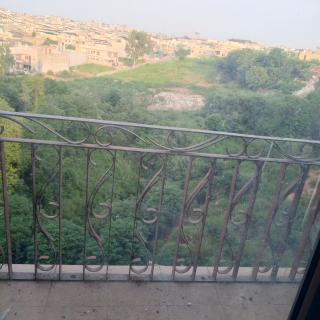 Prime F-11 Markaz Luxury 1-Bed Apartment Al-Safa Heights - 1