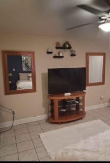 Luxury Condo minutes to beach 3 bed 3 bath pets ok - 7