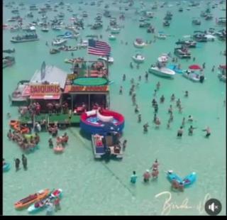 Luxury Condo minutes to beach 3 bed 3 bath pets ok - 4
