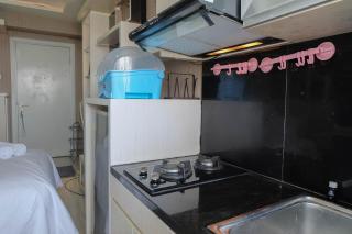 Nice and Fancy Studio at Green Pramuka City Apartment By Travelio - 6