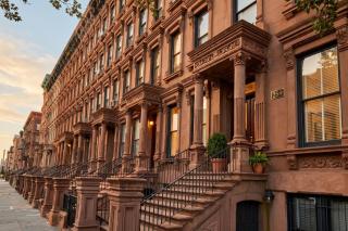Fabulous & Large 2 Bedroom in NYC! - 9