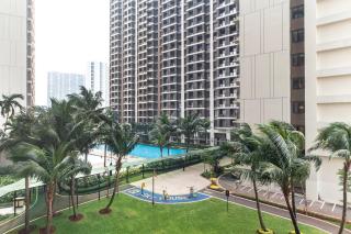 Pool view studio-Sky House BSD near AEON & ICE- L3 - 2