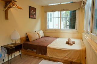 Cozy Apartment with Free Washer in the Old Quarter Street - 9