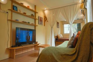 Cozy Apartment with Free Washer in the Old Quarter Street - 7