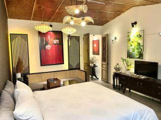 Hidden Paradise with 2 bedrooms, Free Washer, 10 minutes Walking to Hanoi Old Quarter - 8